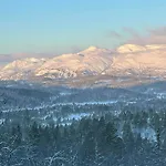 Mountain Gem With Inout In