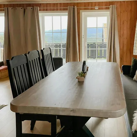 Mountain Gem With Inout In